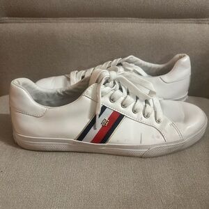 White Casual Sneakers